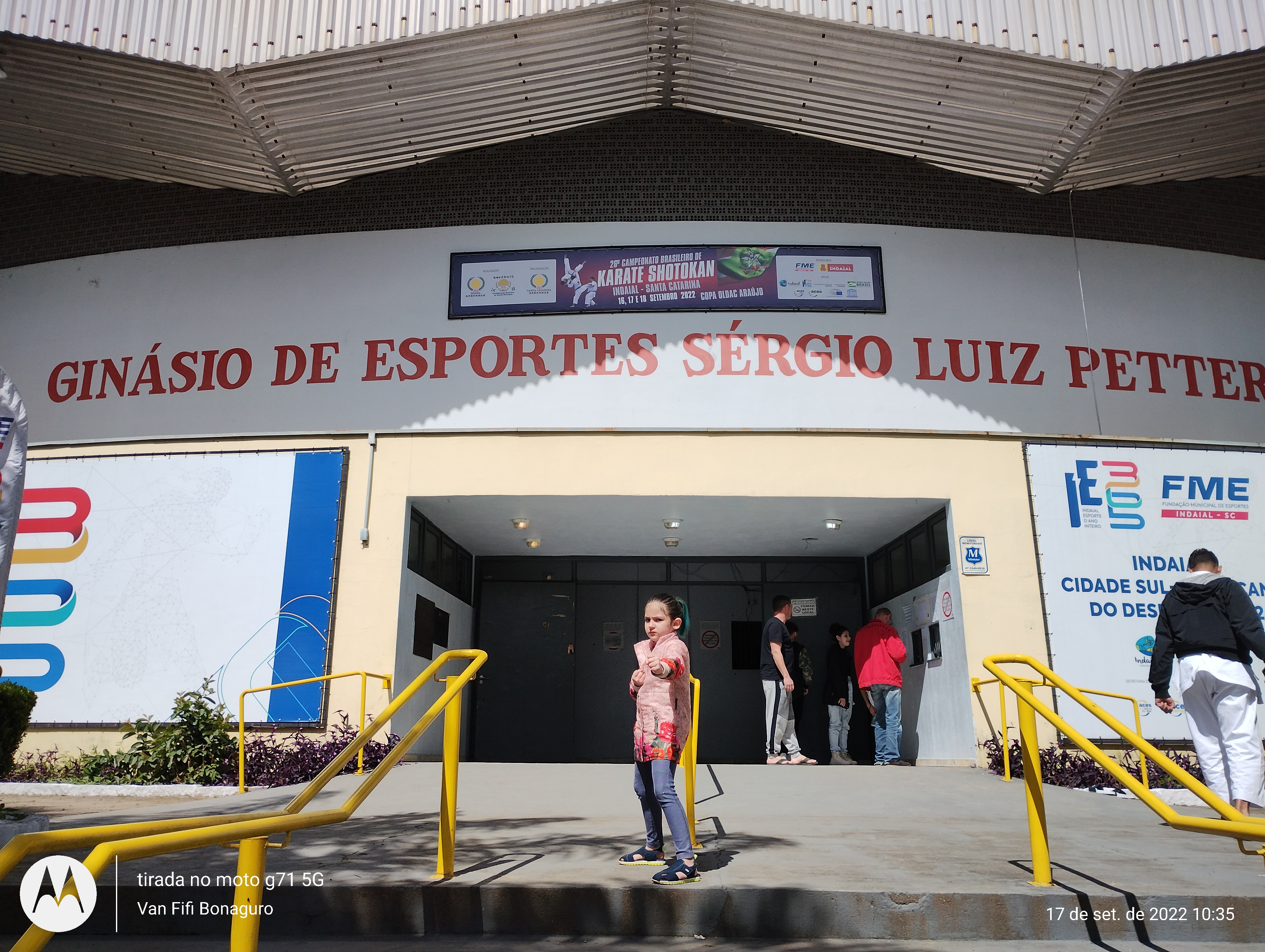 Atleta Fiorella Bonaguro no Ginásio Sérgio Luiz Petters - 26 campeonato de karate shotokan - Indaial - Santa Catarina