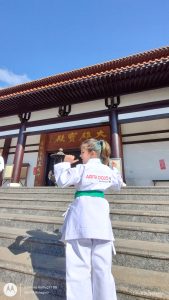 Fiorella Bonaguro - Atleta de Karate - Templo Zulai - Cotia